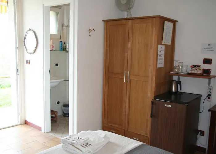 Maggiora 131 Bed and Breakfast 3*